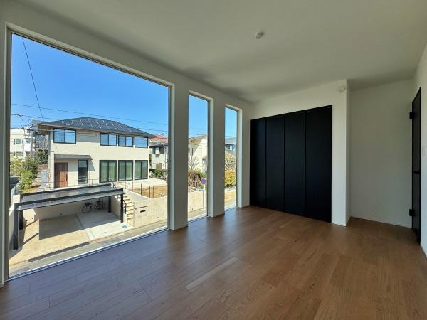 �_�ސ쌧����s�А��R1���ڂ̐V�z��ˌ��Ă̐Q��