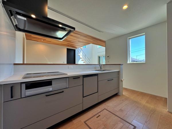 �_�ސ쌧����s�А��R1���ڂ̐V�z��ˌ��ẴL�b�`��