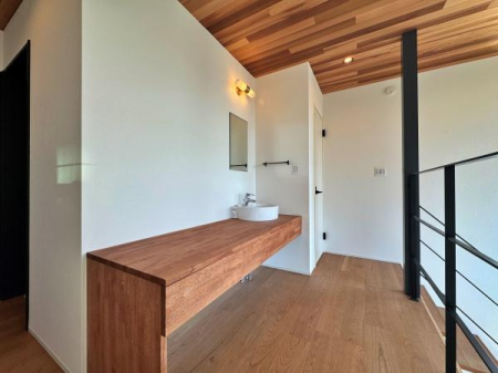 �_�ސ쌧����s�А��R1���ڂ̐V�z��ˌ��Ă̐��ʑ�E���ʏ�