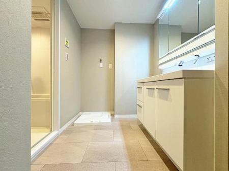 �_�ސ쌧���l�s��������3���ڂ̒��Ã}���V�����̐��ʑ�E���ʏ�