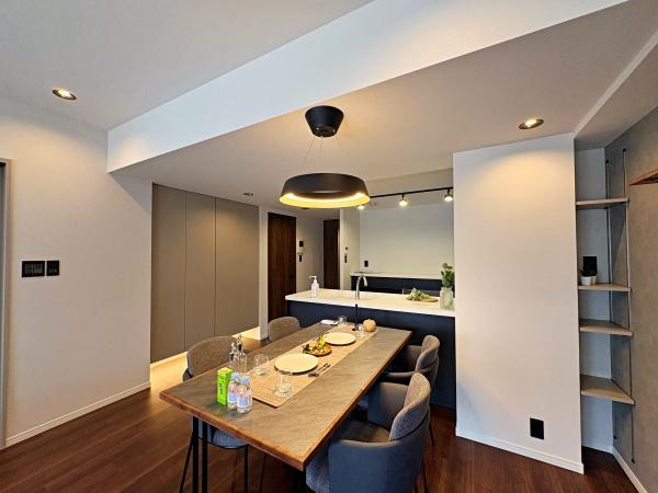 �_�ސ쌧���l�s�˒ˋ�����̒��Ã}���V�����̃��r���O