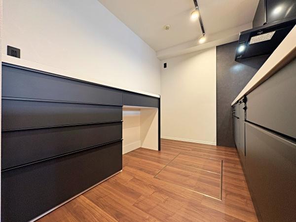 �_�ސ쌧���l�s�˒ˋ�����̒��Ã}���V�����̃L�b�`��