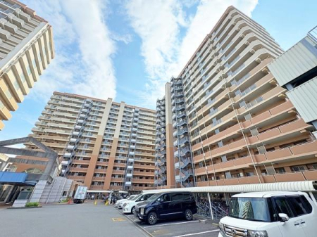 �_�ސ쌧����s����̒��Ã}���V�����̌��n�O�ώʐ^