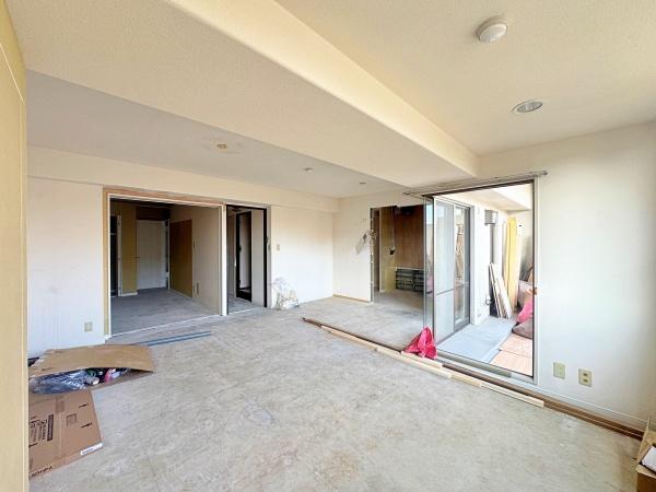 �_�ސ쌧���s���拞��3���ڂ̒��Ã}���V�����̃��r���O