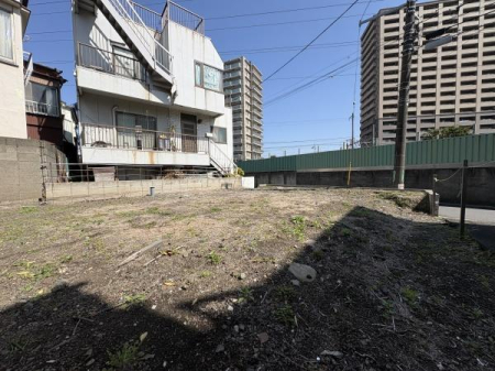 �_�ސ쌧���s���揬�c3���ڂ̐V�z��ˌ��Ă̂��̑����n