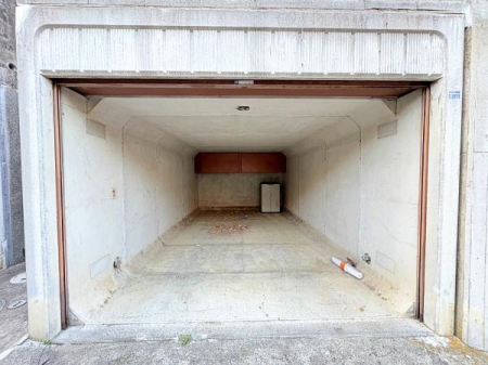 �����s���c�s������3���ڂ̐V�z��ˌ��Ă̒��ԏ�