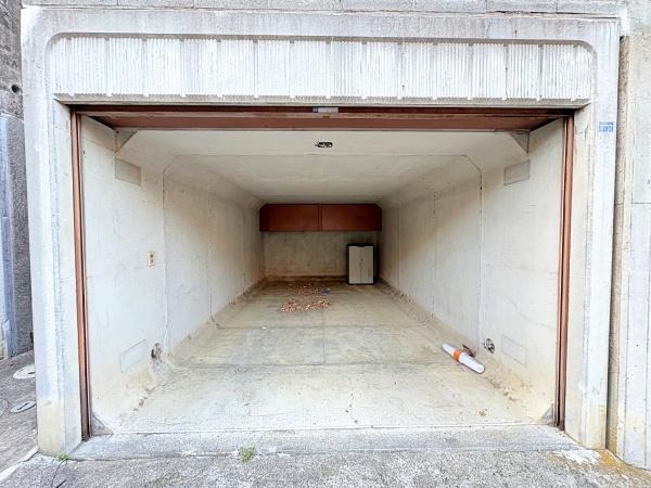 �����s���c�s������3���ڂ̐V�z��ˌ��Ă̒��ԏ�