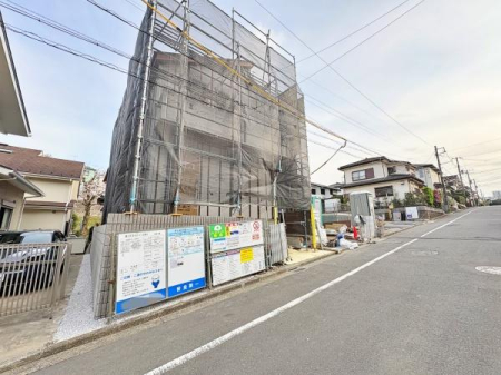�_�ސ쌧���l�s��q��m����3���ڂ̐V�z��ˌ��Ẳ摜