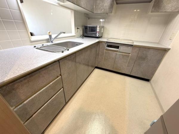 �_�ސ쌧���l�s���Ή�4���ڂ̒��Ã}���V�����̃L�b�`��