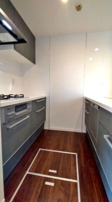 �_�ސ쌧���l�s�˒ˋ�����̒��Ã}���V�����̃L�b�`��