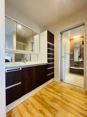 �����s���c�s���ʐ�w��4���ڂ̒��È�ˌ��Ă̐��ʑ�E���ʏ�