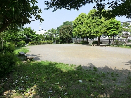 �����s���c�s���ʐ�w��4���ڂ̒��È�ˌ��Ă̎��ӊ�