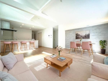 �_�ސ쌧���l�s���剪1���ڂ̐V�z��ˌ��Ẵ��r���O