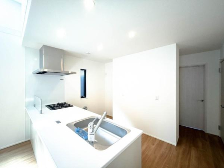 �_�ސ쌧���l�s���剪1���ڂ̐V�z��ˌ��ẴL�b�`��