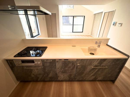 �_�ސ쌧���l�s�˒ˋ�앑��2���ڂ̐V�z��ˌ��ẴL�b�`��