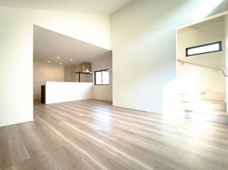 �_�ސ쌧���l�s�˒ˋ�앑��2���ڂ̐V�z��ˌ��Ẵ��r���O