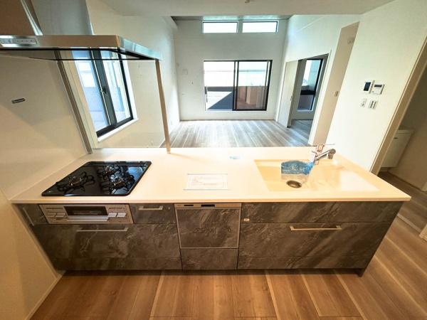 �_�ސ쌧���l�s�˒ˋ�˒˒��̐V�z��ˌ��ẴL�b�`��