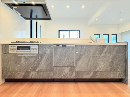 �_�ސ쌧���l�s�s�}���a���̐V�z��ˌ��ẴL�b�`��