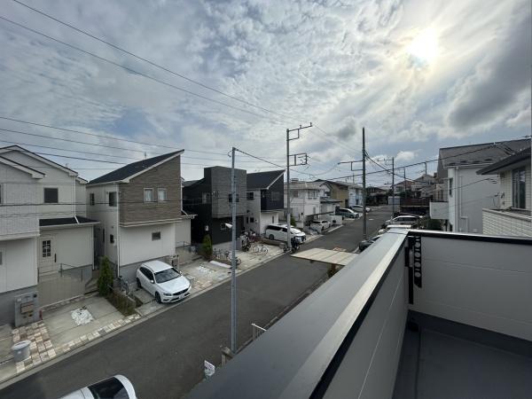 �_�ސ쌧����s�ΐ�̐V�z��ˌ��Ă̏Z�˂���̒��]�ʐ^