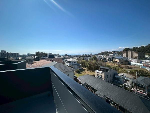 �_�ސ쌧����s���5���ڂ̐V�z��ˌ��Ă̏Z�˂���̒��]�ʐ^