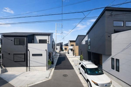 �_�ސ쌧������s����1���ڂ̐V�z��ˌ��Ă̌��n�O�ώʐ^