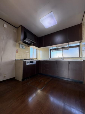 �_�ސ쌧���l�s���i�c��1���ڂ̒��È�ˌ��ẴL�b�`��