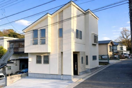 �_�ސ쌧���l�s�`����剪��3���ڂ̐V�z��ˌ��Ă̌��n�O�ώʐ^