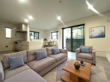 �_�ސ쌧���l�s�`����剪��3���ڂ̐V�z��ˌ��Ẵ��r���O