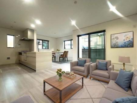 �_�ސ쌧���l�s�`����剪��3���ڂ̐V�z��ˌ��Ẵ��r���O