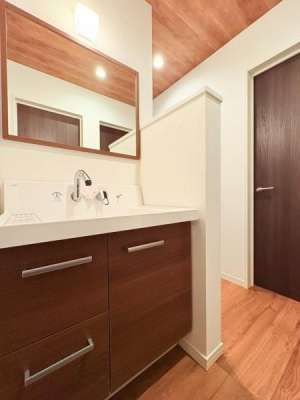 �_�ސ쌧���l�s�����\����3���ڂ̐V�z��ˌ��Ă̐��ʑ�E���ʏ�