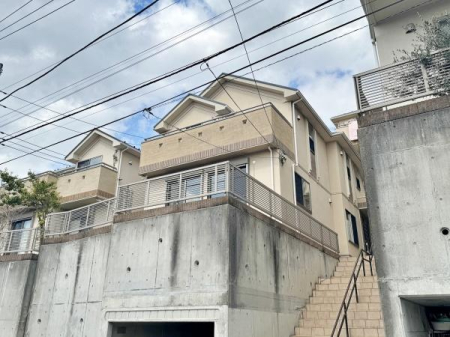 �_�ސ쌧���s�����擌�S���u1���ڂ̒��È�ˌ��Ă̌��n�O�ώʐ^