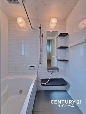 �_�ސ쌧���l�s��q�搙�c4���ڂ̐V�z��ˌ��Ă̗���