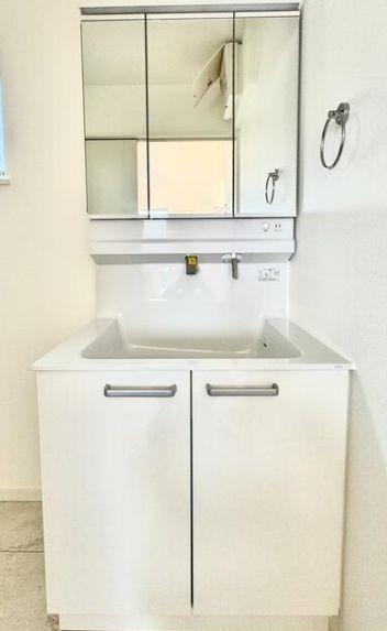 �_�ސ쌧���l�s����{�h���̒��È�ˌ��Ă̐��ʑ�E���ʏ�