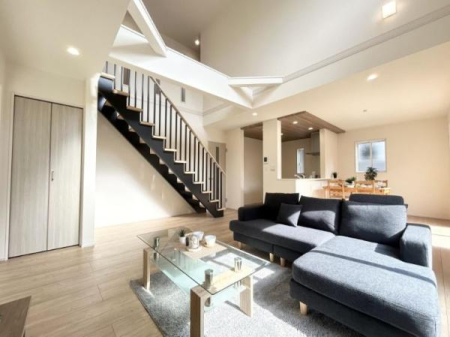 �_�ސ쌧���l�s�����x����4���ڂ̐V�z��ˌ��Ẵ��r���O