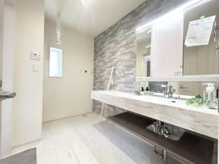 �_�ސ쌧���l�s�����x����4���ڂ̐V�z��ˌ��Ă̐��ʑ�E���ʏ�