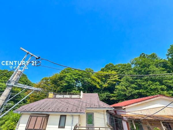 �_�ސ쌧���l�s���搼�쓇���̐V�z��ˌ��Ă̏Z�˂���̒��]�ʐ^