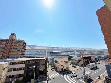 �_�ސ쌧���l�s�ߌ��搶��1���ڂ̒��Ã}���V�����̏Z�˂���̒��]�ʐ^