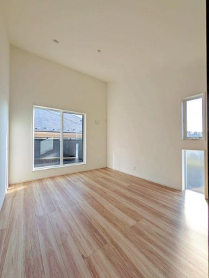 �����s���c�s�ʐ�w��4���ڂ̐V�z��ˌ��Ă̗m��