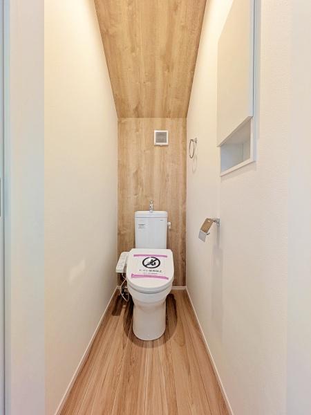 �����s���c�s�ʐ�w��4���ڂ̐V�z��ˌ��Ẵg�C��