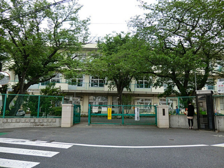 �����s���c�s�ʐ�w��4���ڂ̐V�z��ˌ��Ă̎��ӊ�