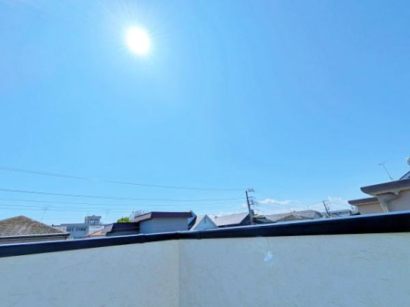 �_�ސ쌧���͌��s�����搯���u2���ڂ̐V�z��ˌ��Ă̏Z�˂���̒��]�ʐ^