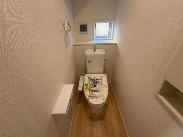 �_�ސ쌧���͌��s������z����2���ڂ̐V�z��ˌ��Ẵg�C��