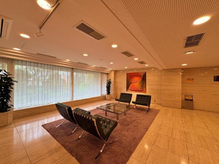 �����s���c�s����6���ڂ̒��Ã}���V�����̃G���g�����X