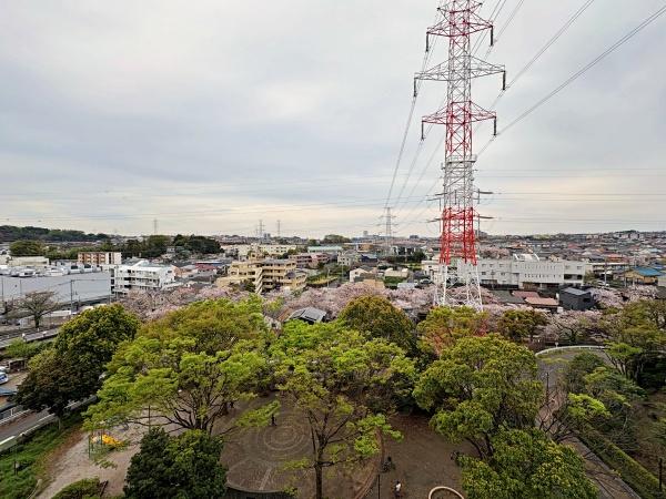 �����s���c�s����6���ڂ̒��Ã}���V�����̏Z�˂���̒��]�ʐ^