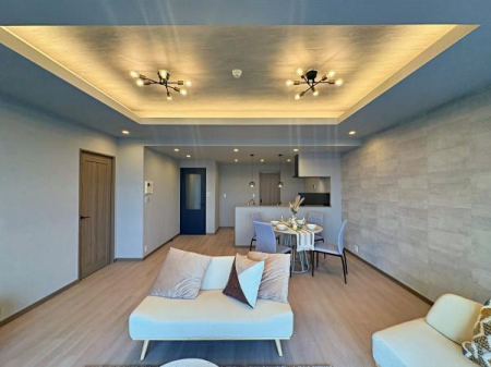 �����s���c�s����6���ڂ̒��Ã}���V�����̃��r���O