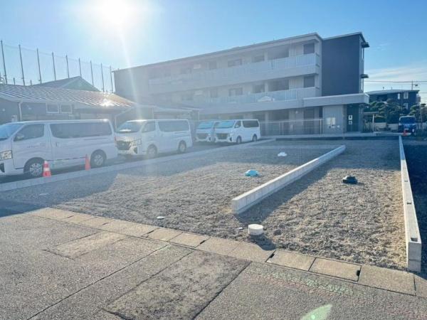 �_�ސ쌧�����s����3���ڂ̓y�n�̑O�ʓ��H�܂ތ��n�ʐ^