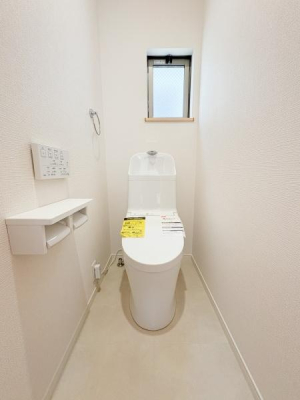 �_�ސ쌧���͌��s�����搴�V6���ڂ̒��È�ˌ��Ẵg�C��