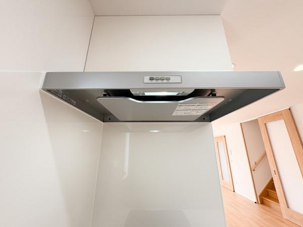 �_�ސ쌧���͌��s�����搴�V6���ڂ̒��È�ˌ��ẴL�b�`��