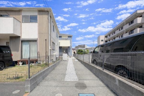 �_�ސ쌧���͌��s�����搴�V6���ڂ̒��È�ˌ��Ă̂��̑����n