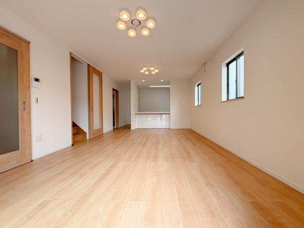 �_�ސ쌧���͌��s�����搴�V6���ڂ̒��È�ˌ��Ẵ��r���O